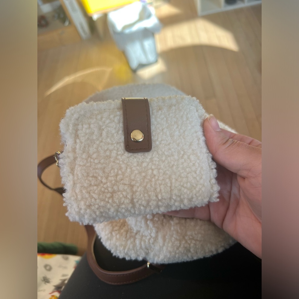 Sherpa Mini Backpack & Wallet - Picture 2 of 6